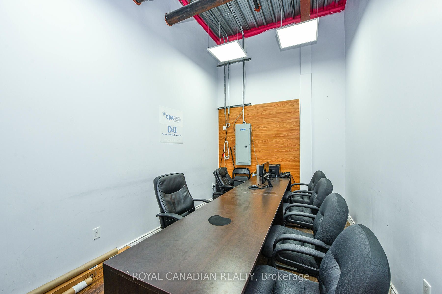 ##1e55 - 7215 Goreway Drive Property Photo 10