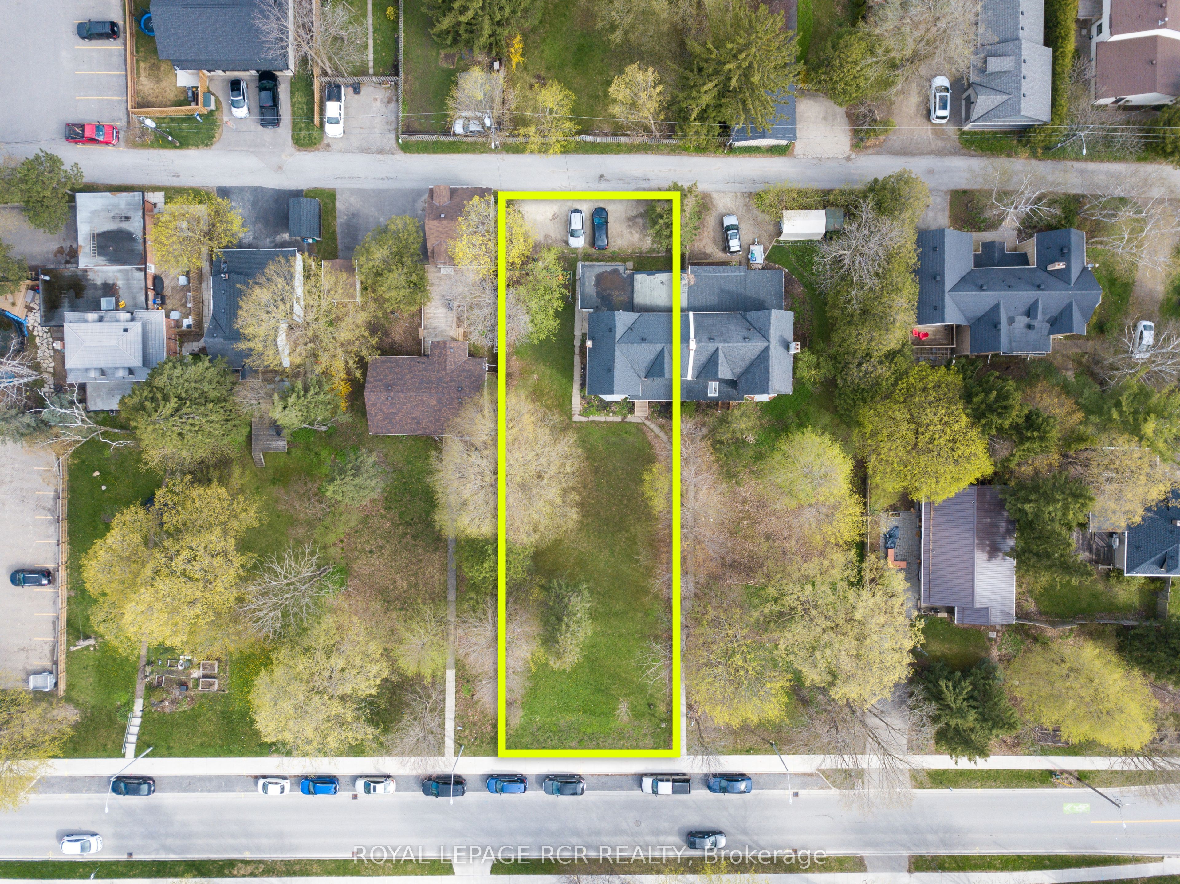 9 Second Avenue Property Photo 1