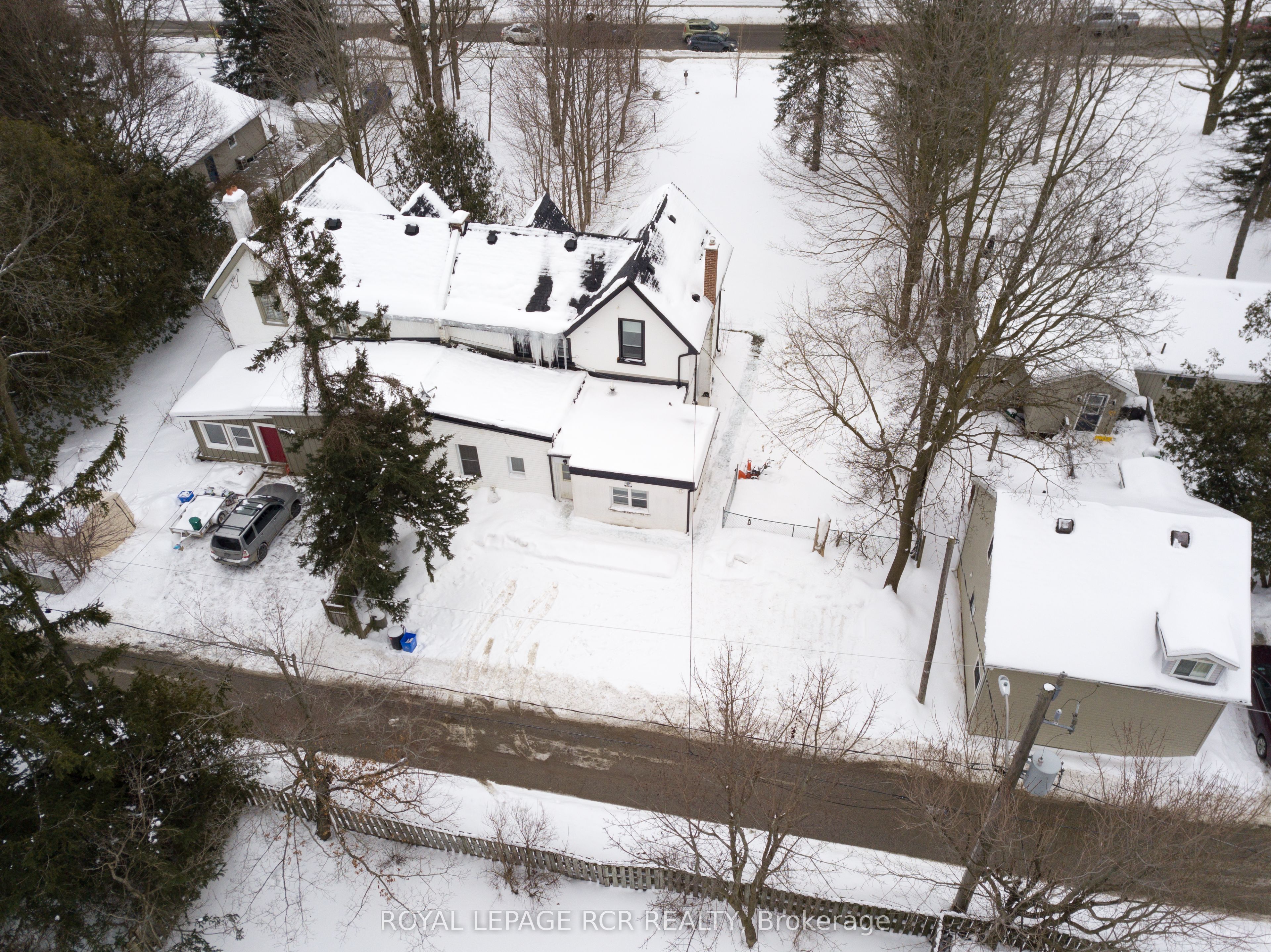 9 Second Avenue Property Photo 2