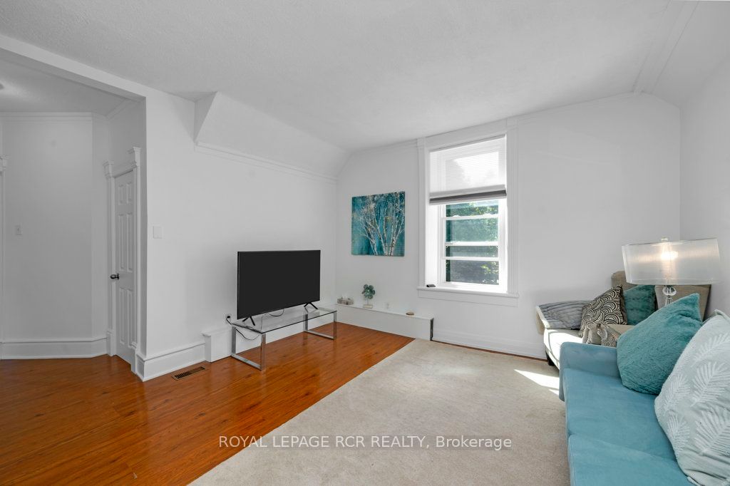 9 Second Avenue Property Photo 13