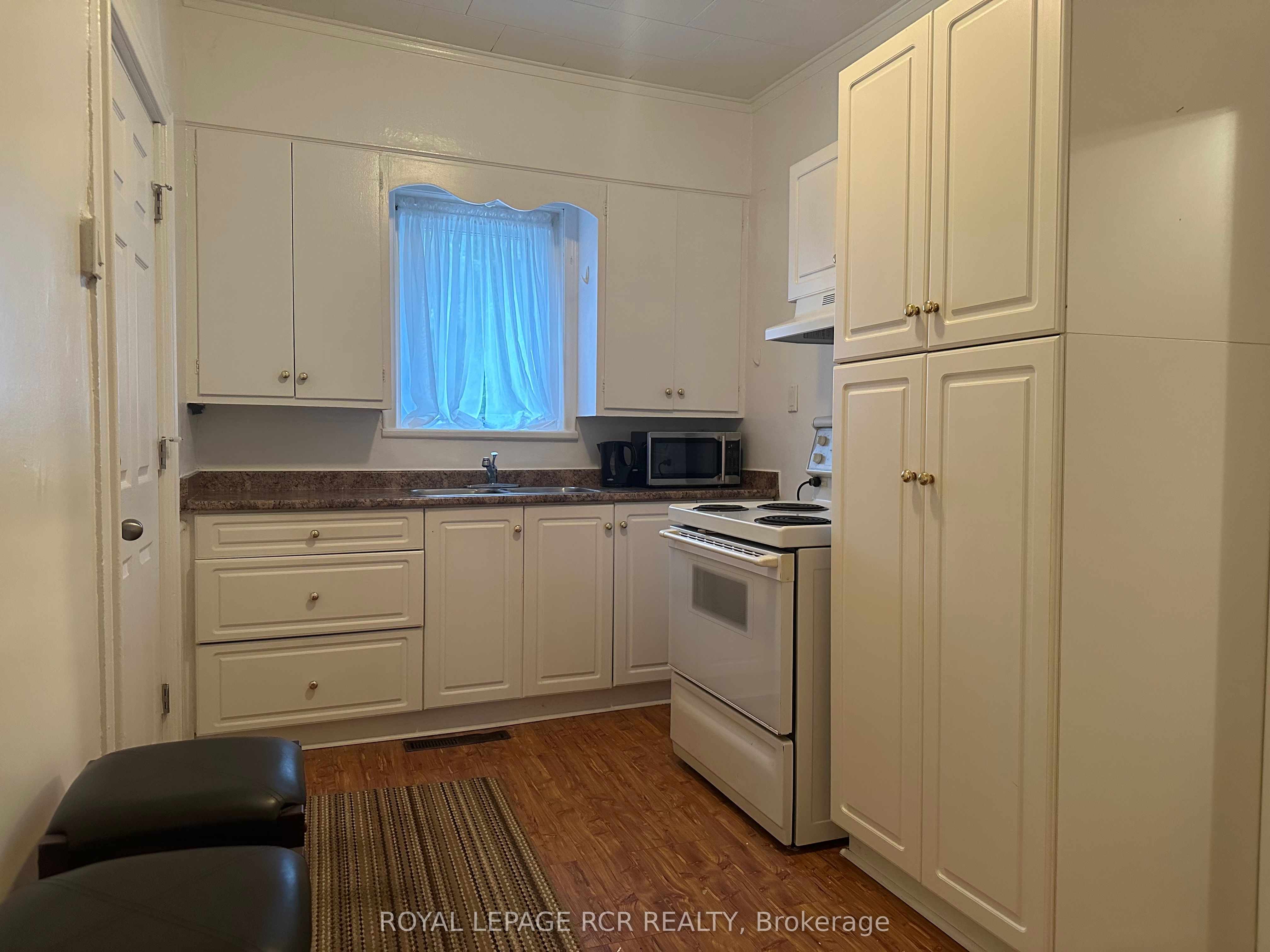 9 Second Avenue Property Photo 36