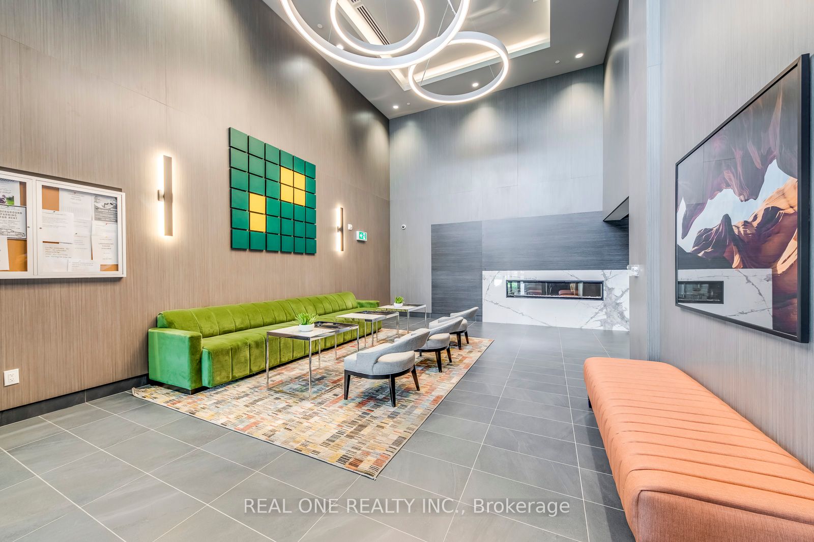#417 - 95 Dundas Street Property Photo 6