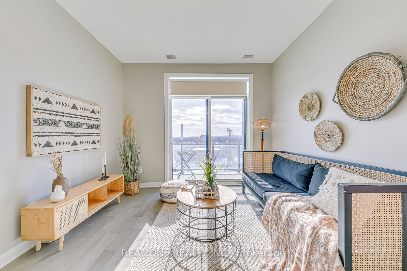 #417 - 95 Dundas Street Property Photo 16