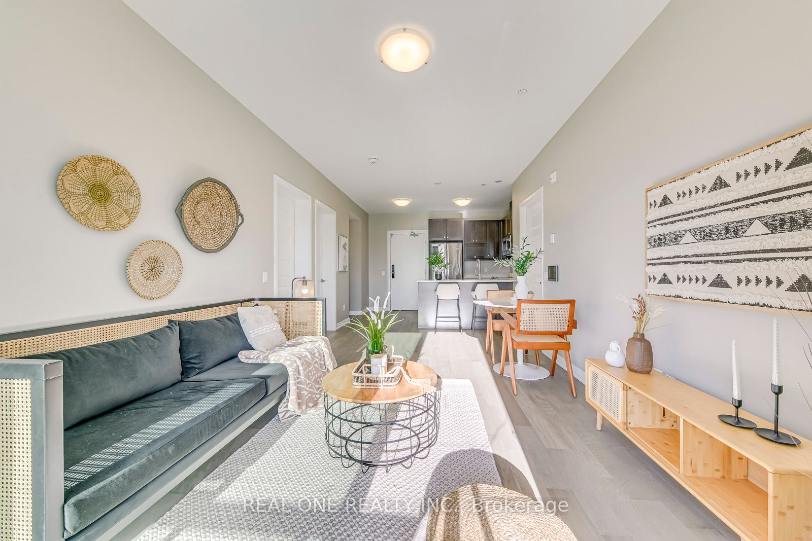 #417 - 95 Dundas Street Property Photo 17