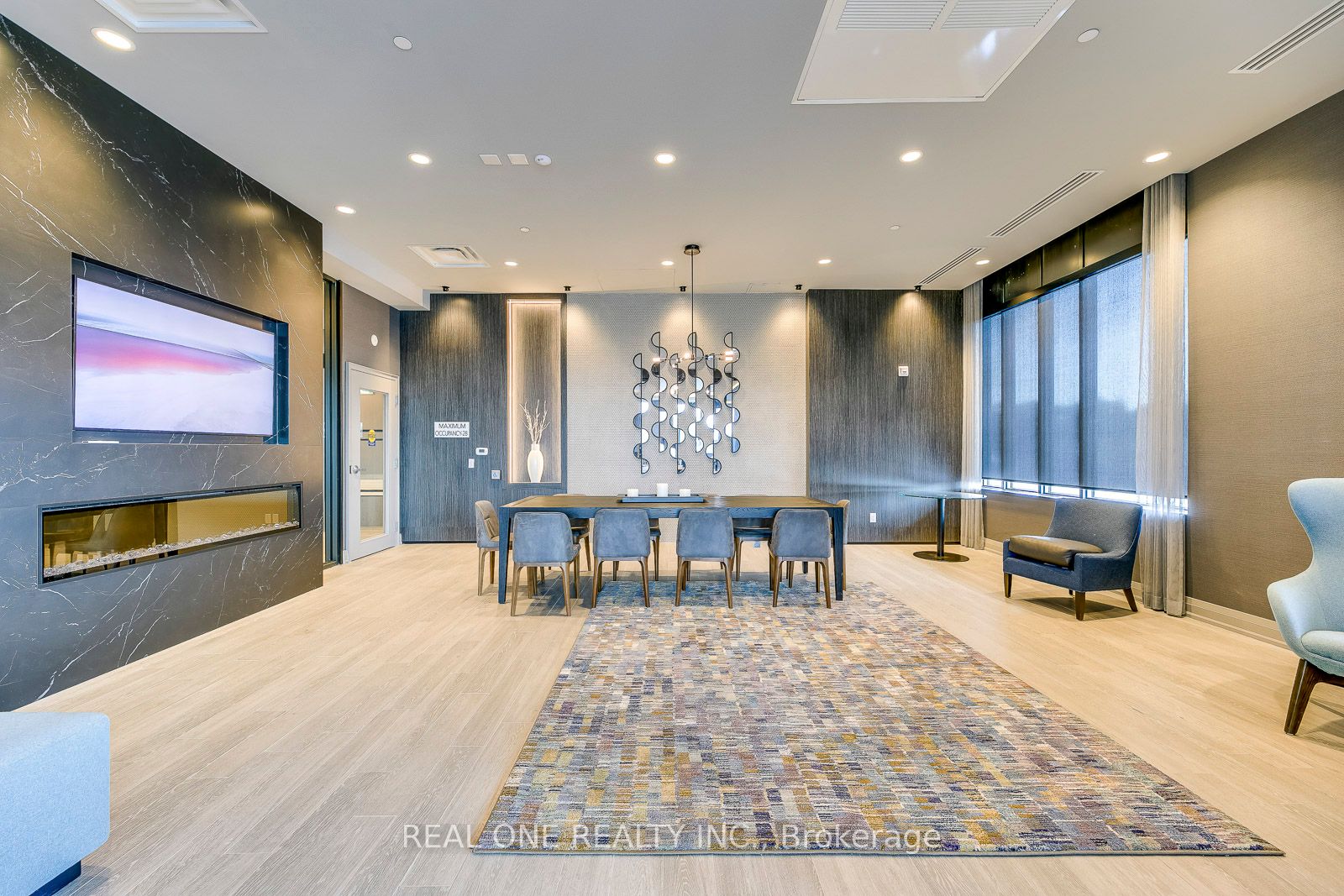 #417 - 95 Dundas Street Property Photo 36
