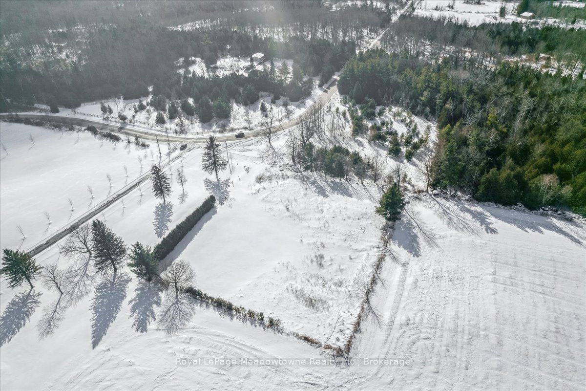 5165 15 Sideroad Property Photo 12