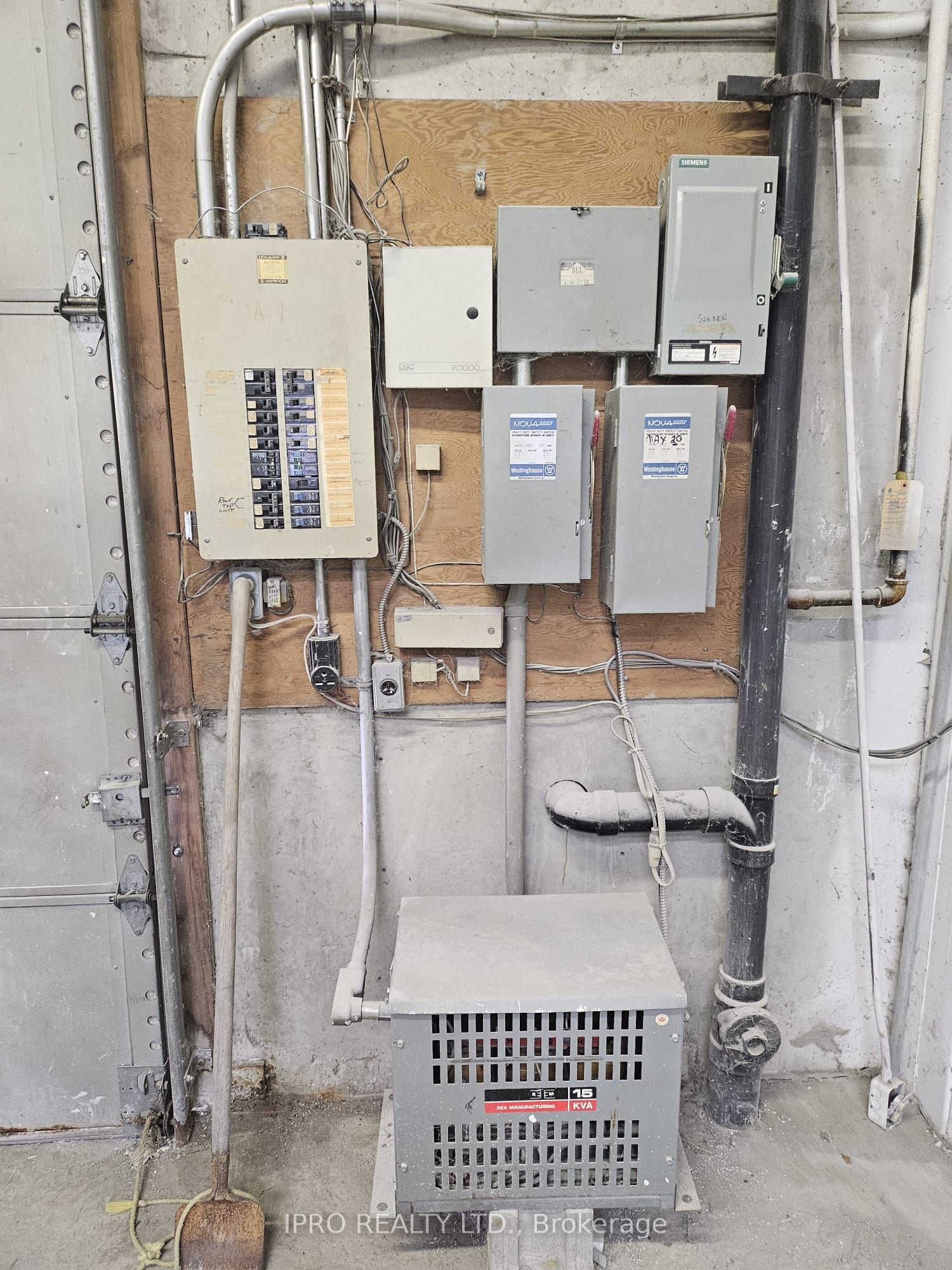 #2a - 1 Marconi Court Property Photo 10