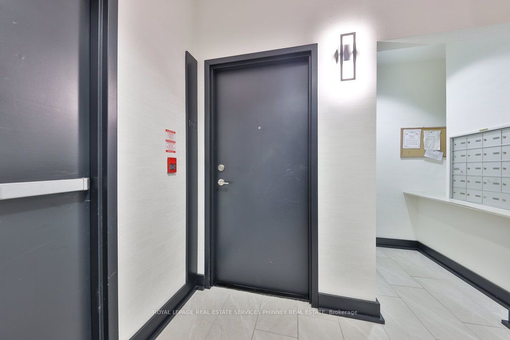 #102 - 4198 Dundas Street Property Photo 4