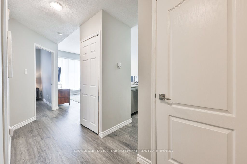 #102 - 4198 Dundas Street Property Photo 6