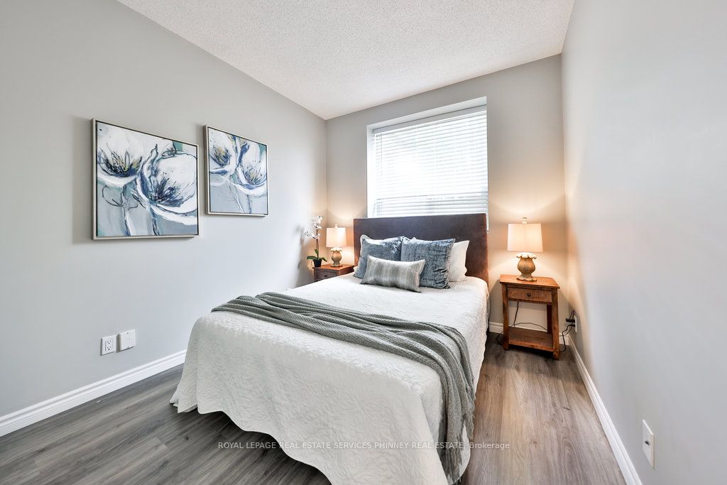 #102 - 4198 Dundas Street Property Photo 14