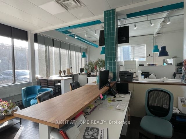 #a - 30 Fordhouse Boulevard Property Photo 5