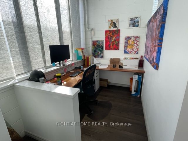 #a - 30 Fordhouse Boulevard Property Photo 7