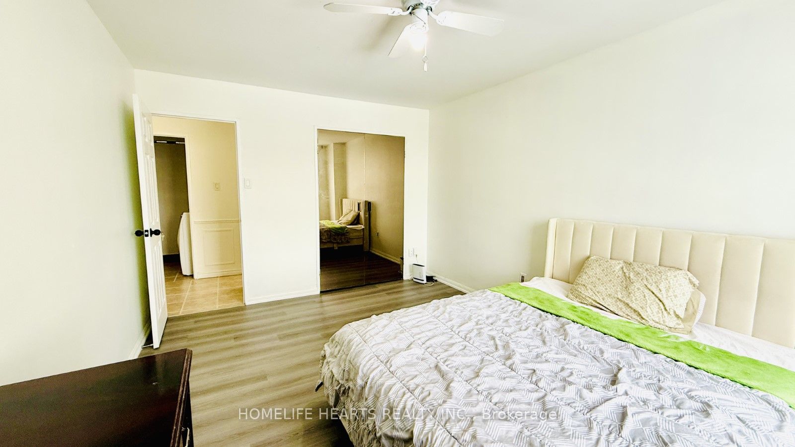 #1112 - 455 Sentinel Road Property Photo 8
