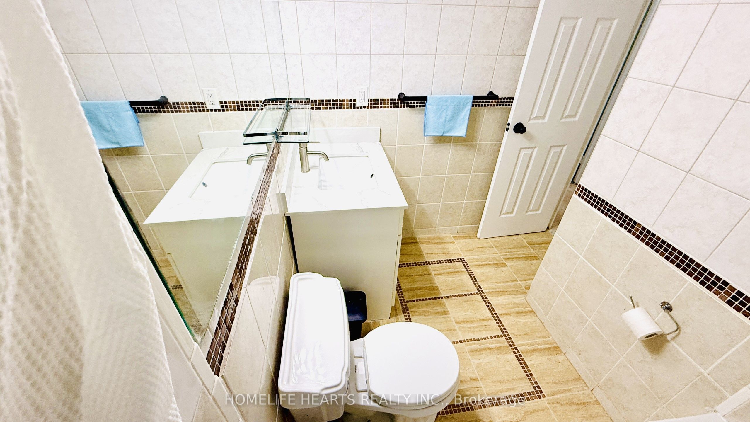 #1112 - 455 Sentinel Road Property Photo 12