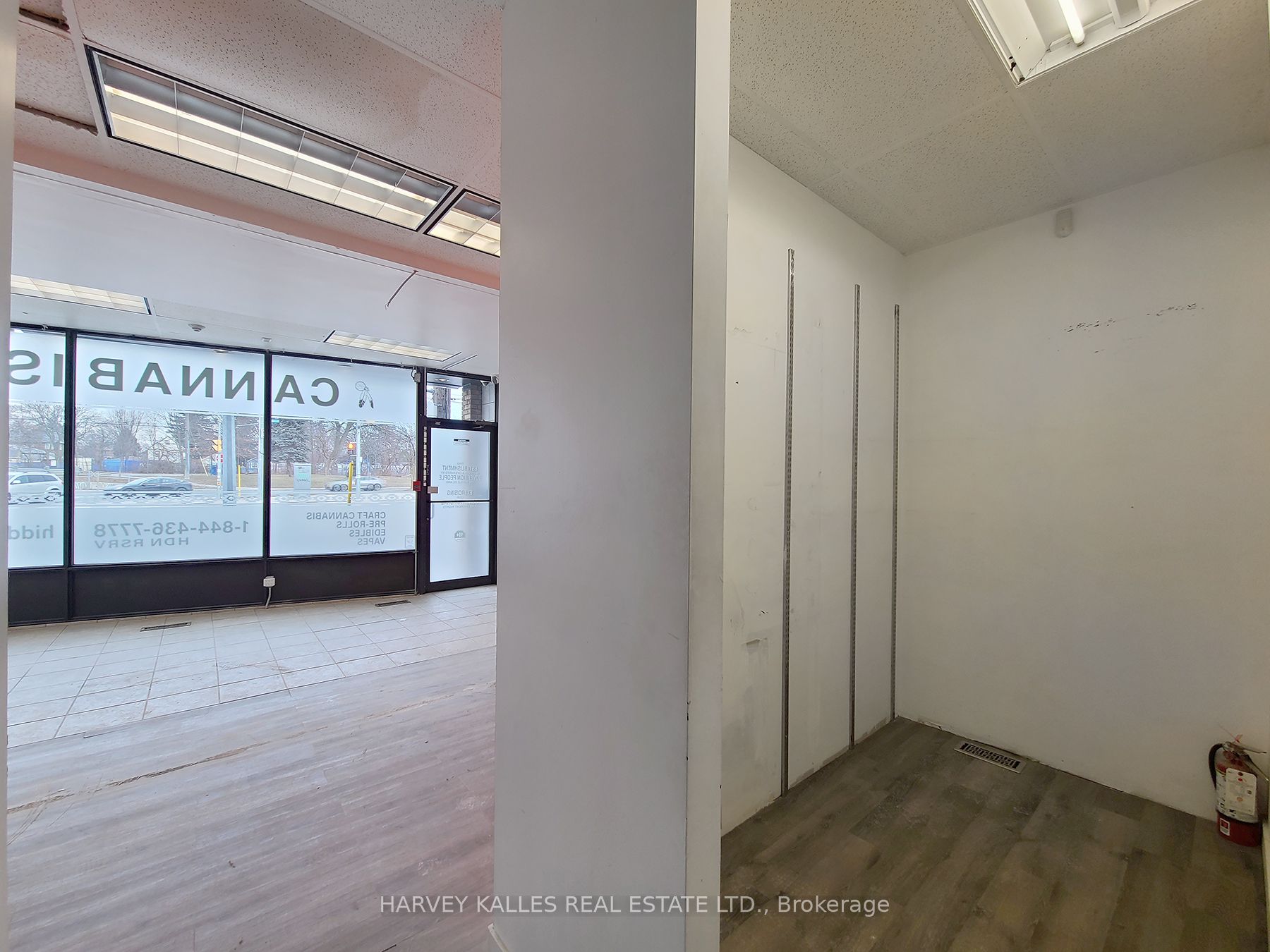 3813 Lake Shore Boulevard Property Photo 10