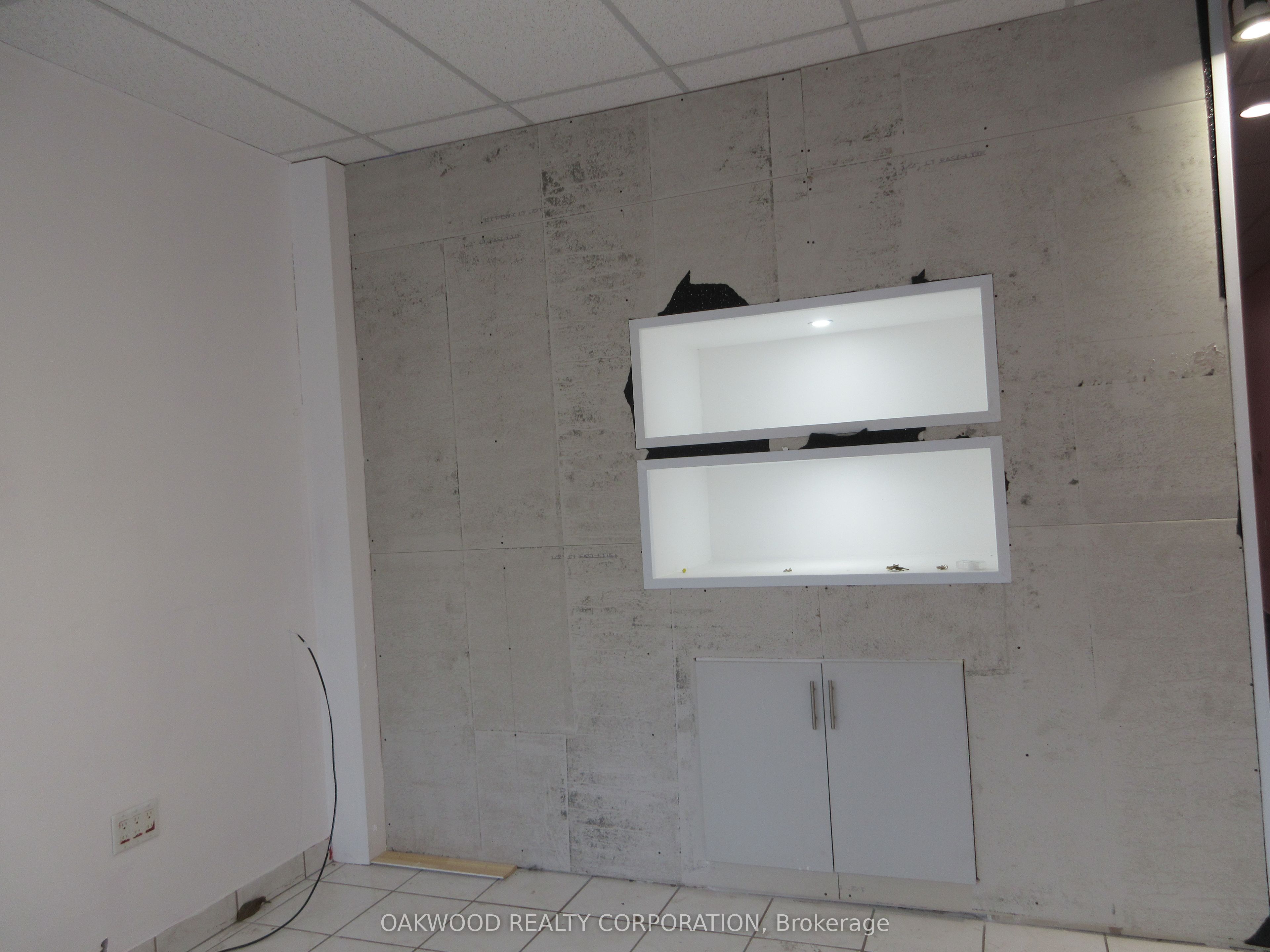 #a - 47 Queen Street Property Photo 4