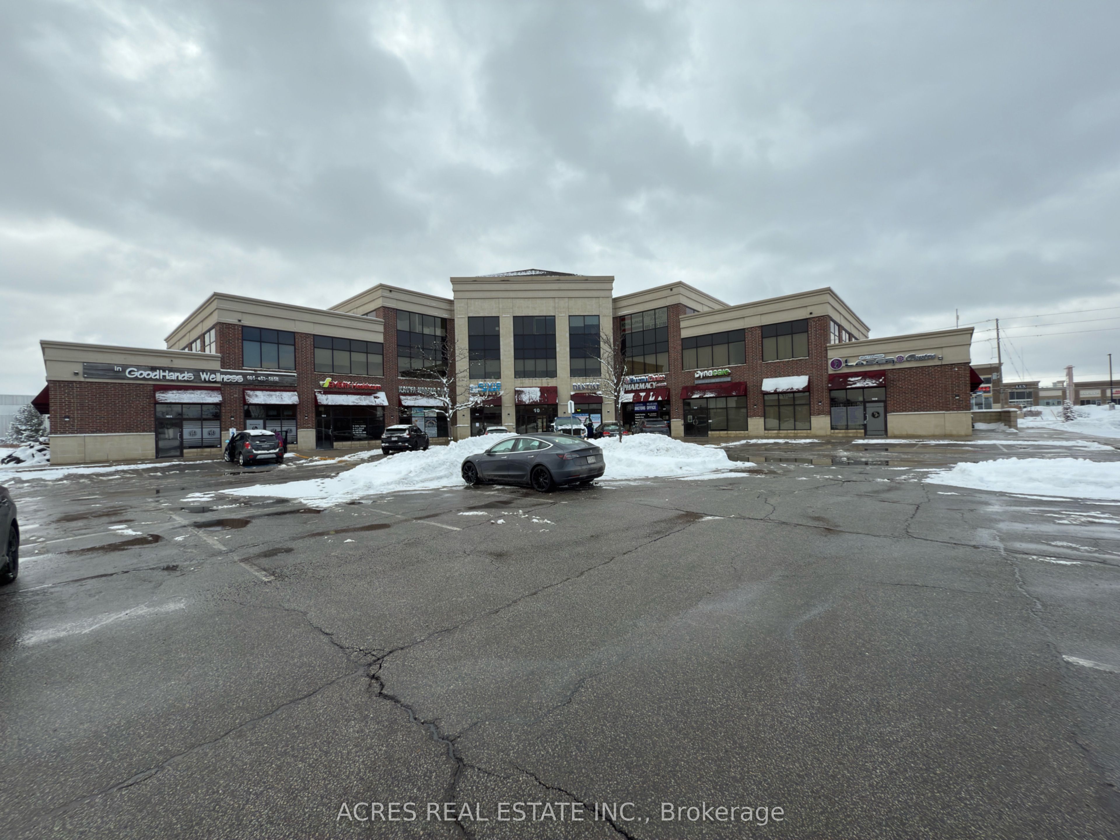 #37 - 10 Cottrelle Boulevard Property Photo 11