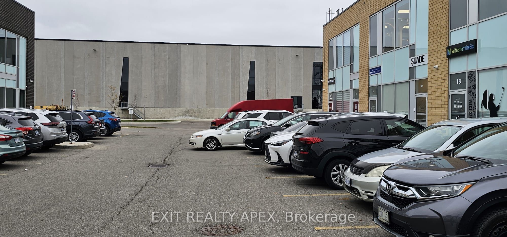 #9a - 1185 Queensway E Property Photo 1