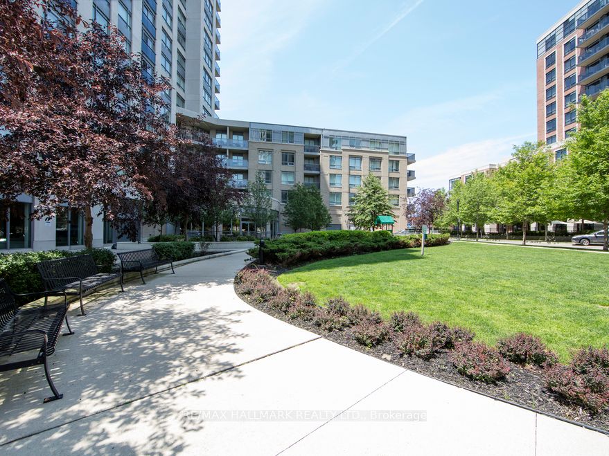 #1202 - 5191 Dundas Street Property Photo 26