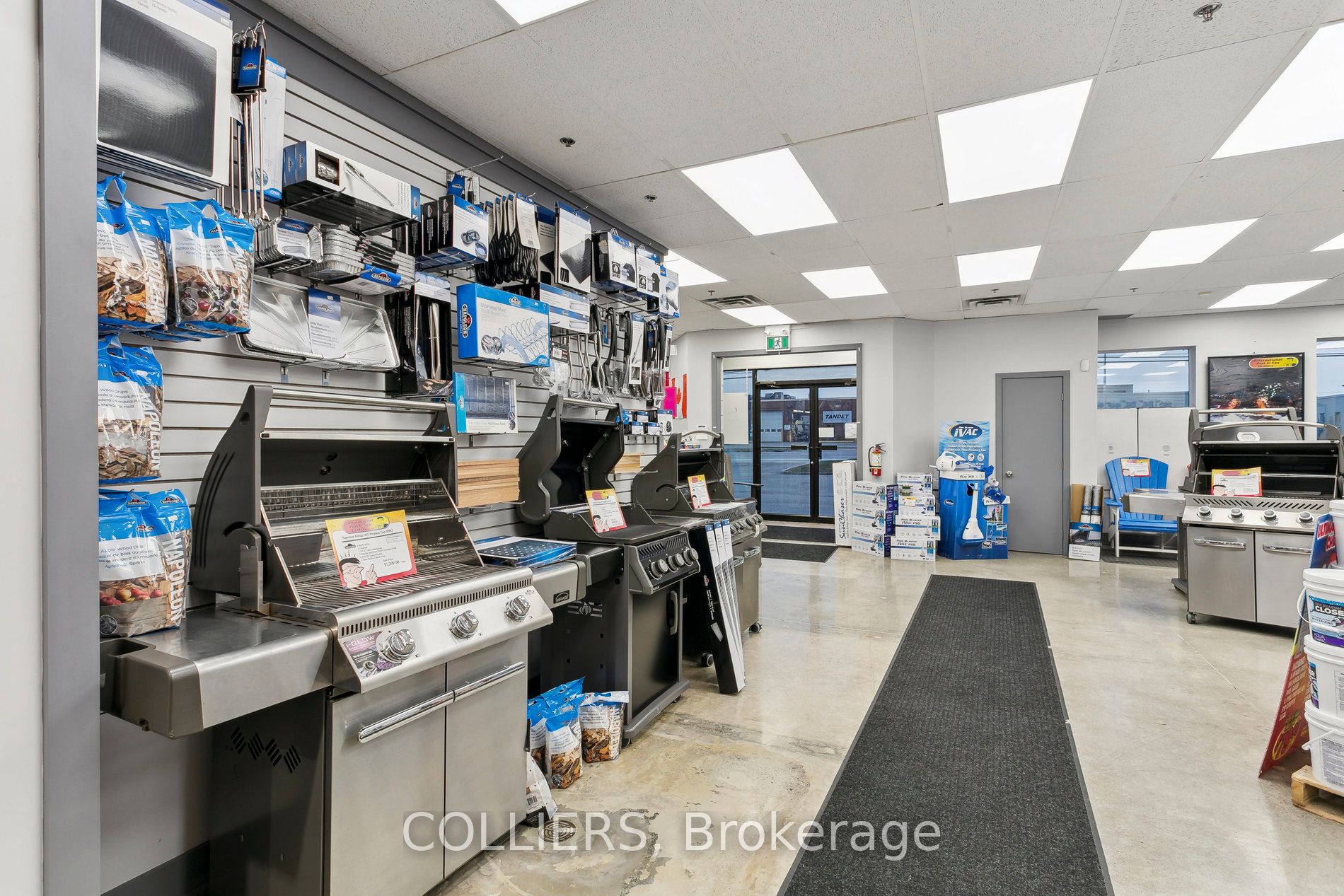 1346 Speers Road Property Photo 4