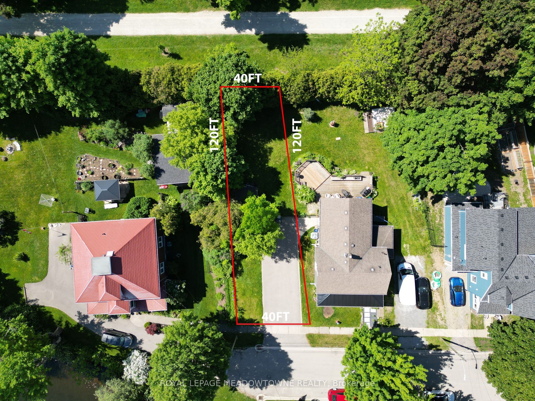 87 Lake Avenue Property Photo 3
