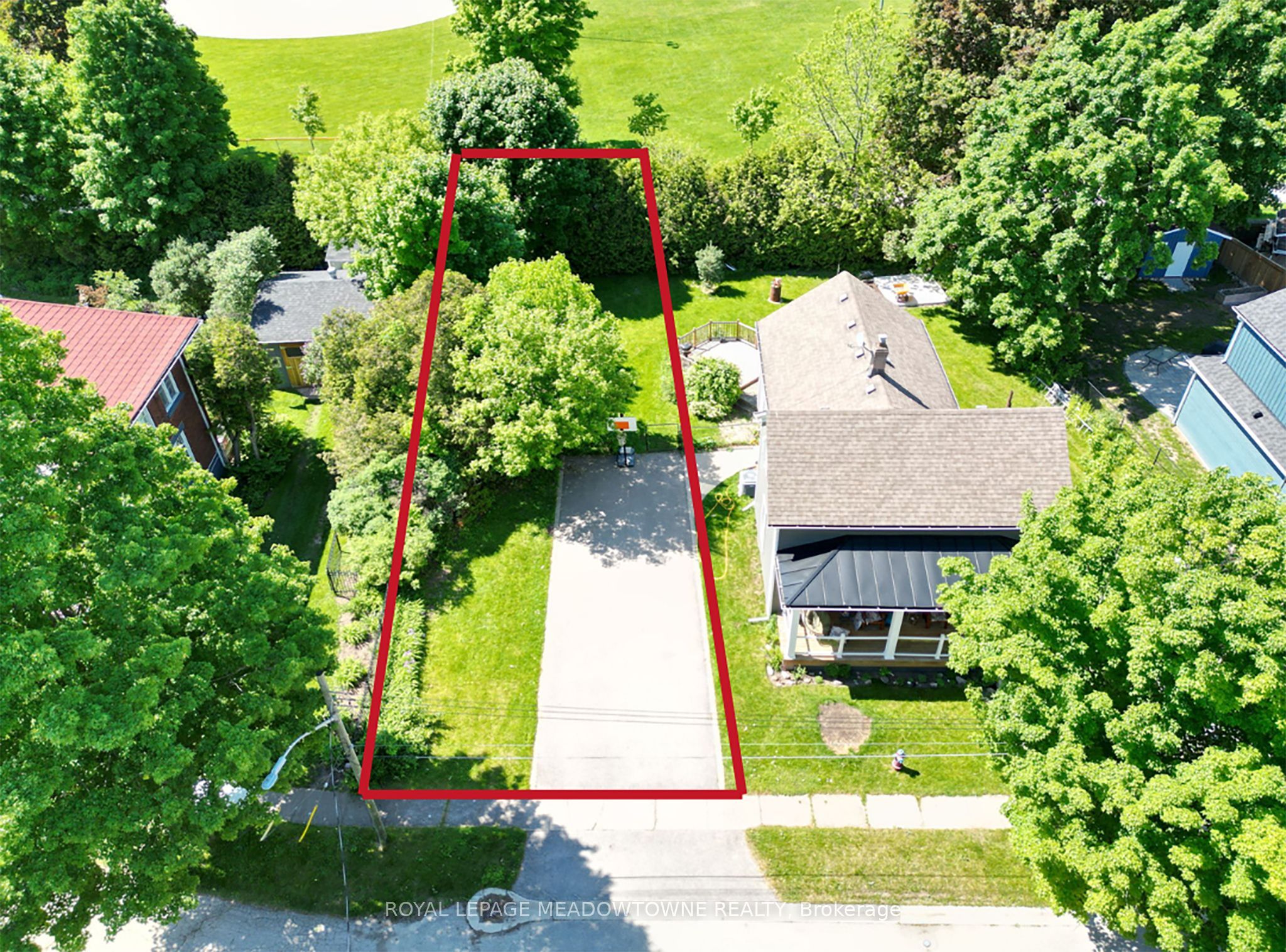 87 Lake Ave Property Photo