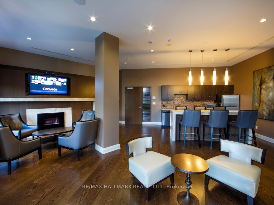 #1605 - 5191 Dundas Street Property Photo 10