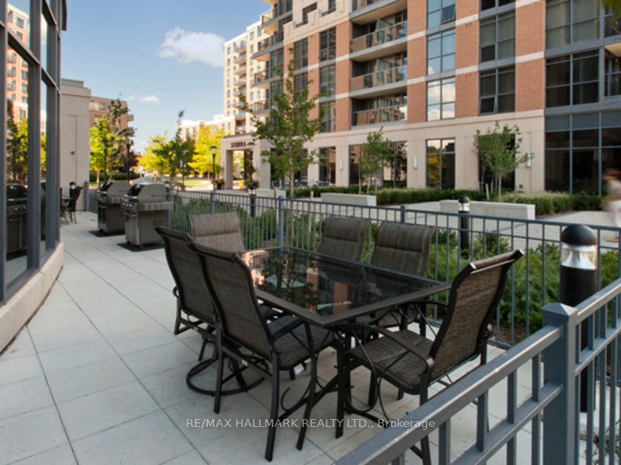 #1605 - 5191 Dundas Street Property Photo 14