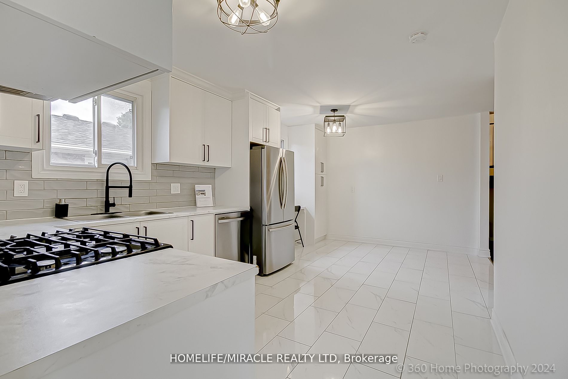 581 Hayward Cres Property Photo 11
