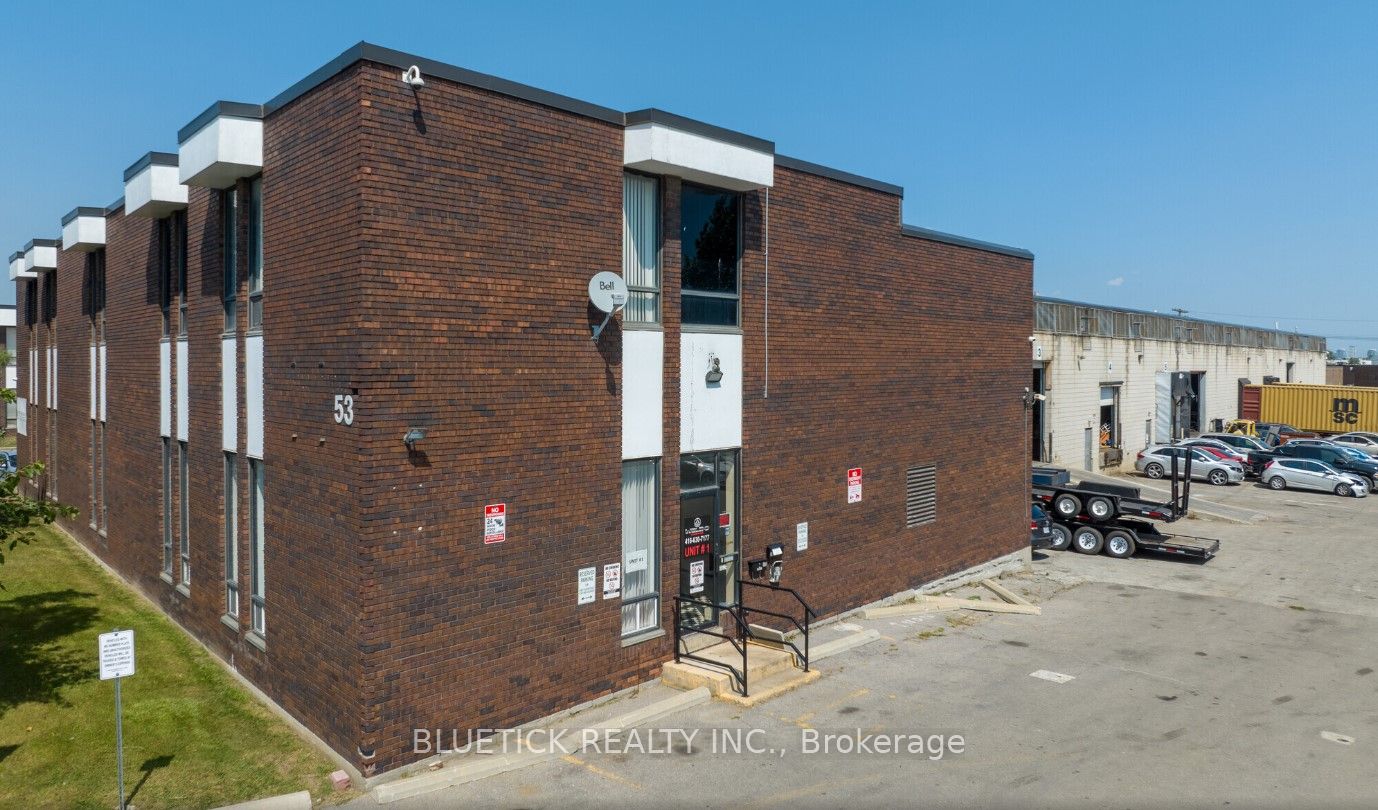 #2 - 53 Bakersfield Street Property Photo 2
