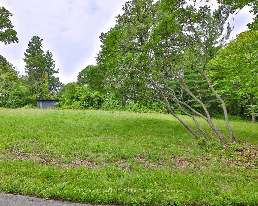 2070 Heartwood Court Property Photo 11