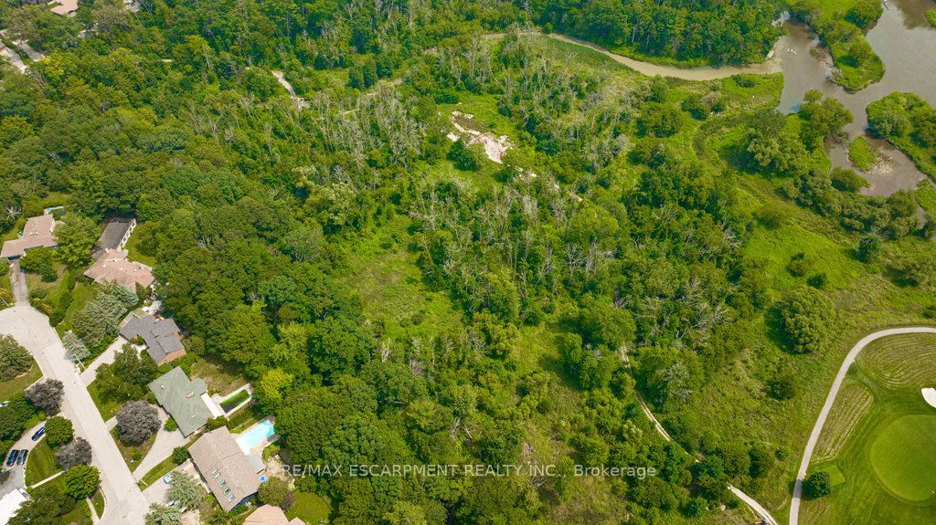 2070 Heartwood Court Property Photo 28