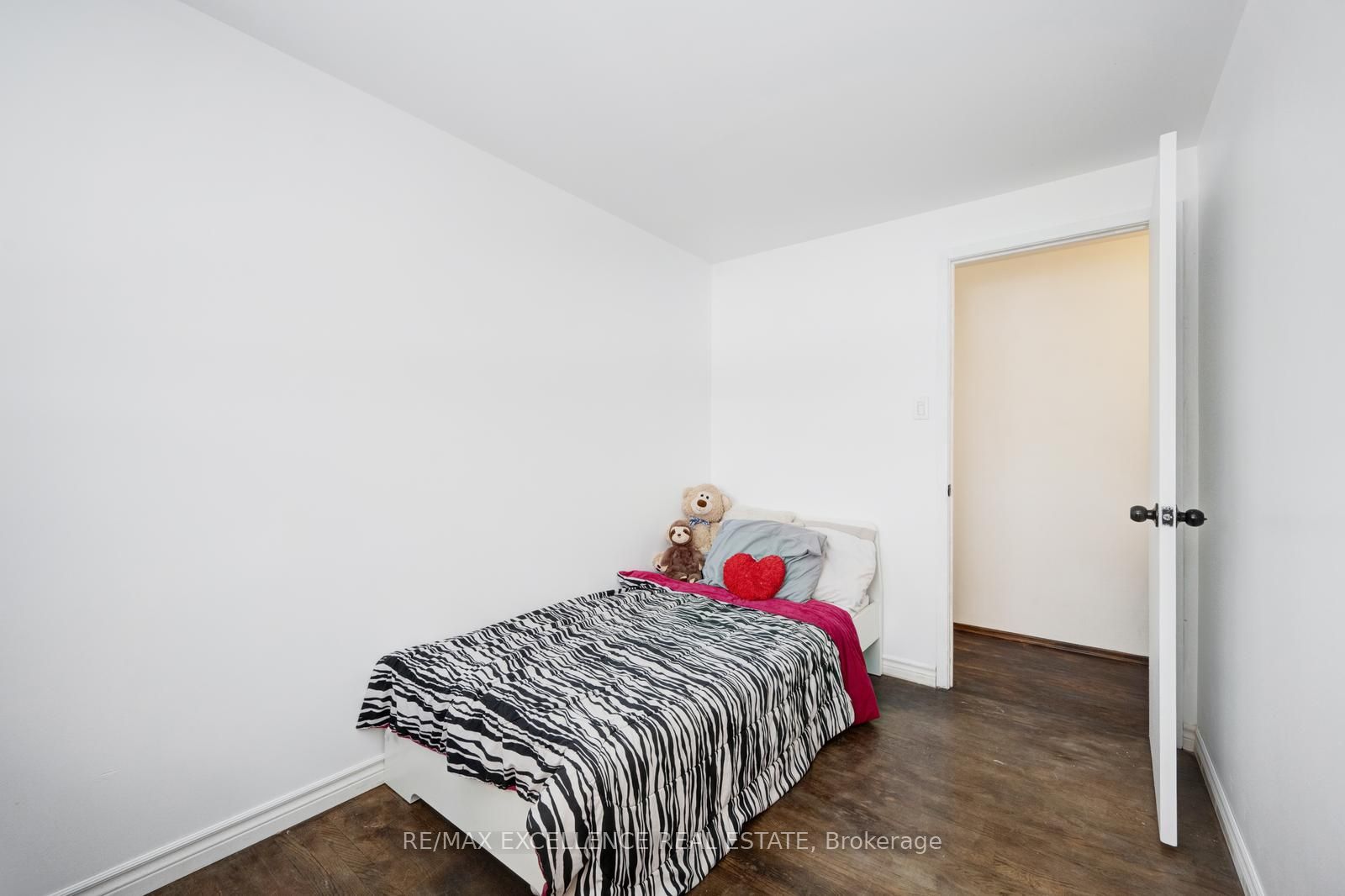 102 Rutherford Rd N Property Photo 21