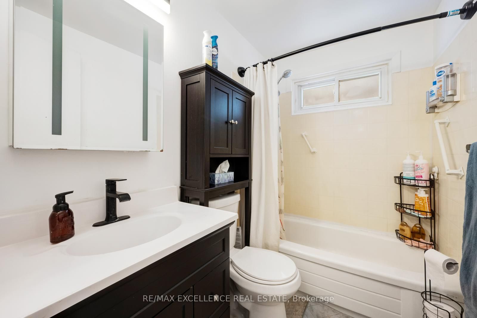102 Rutherford Rd N Property Photo 25