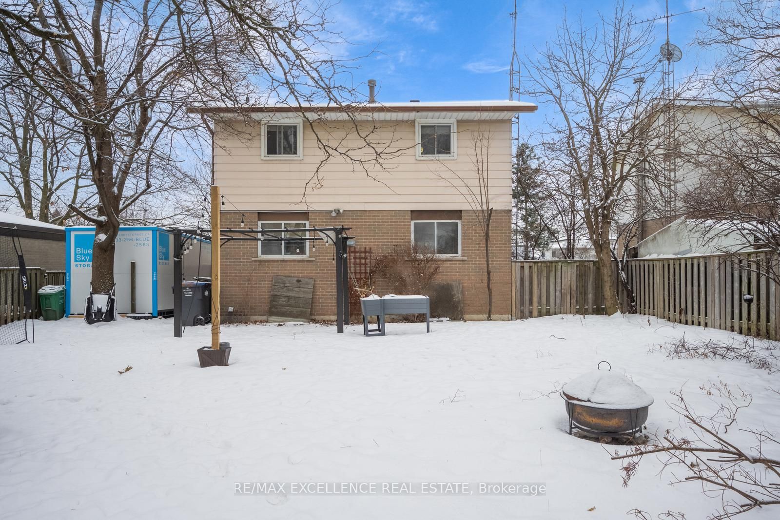 102 Rutherford Rd N Property Photo 32