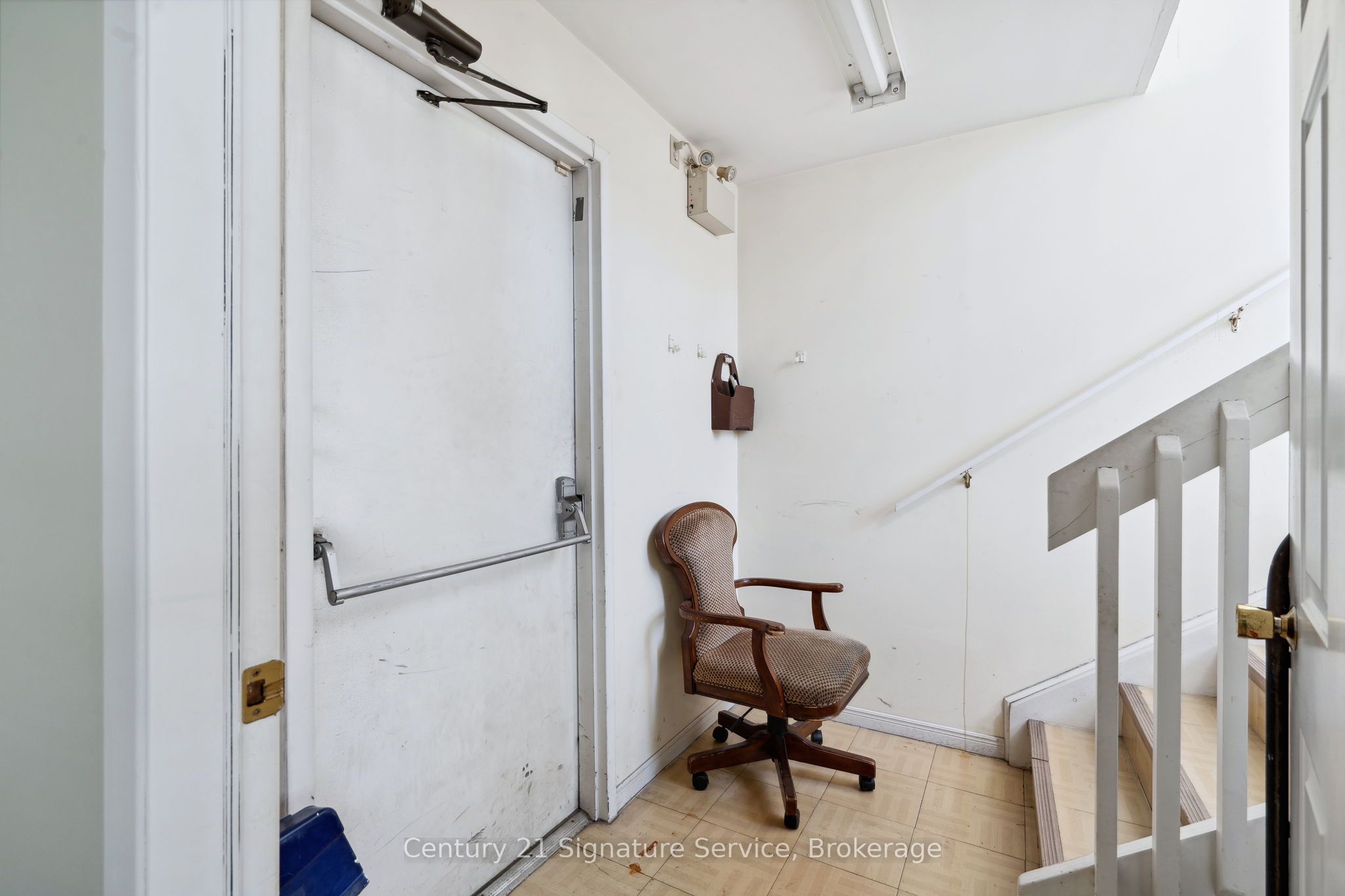 5 Church Street Property Photo 28