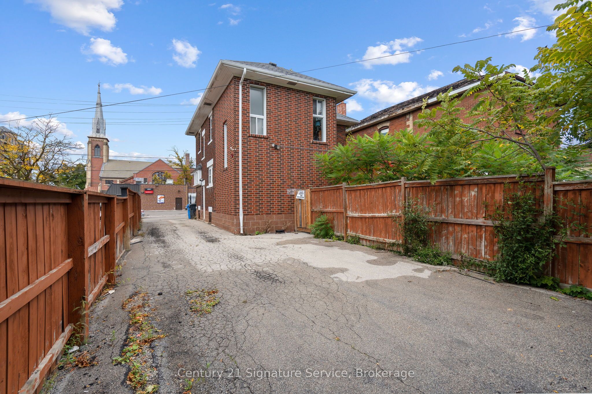 5 Church Street Property Photo 31