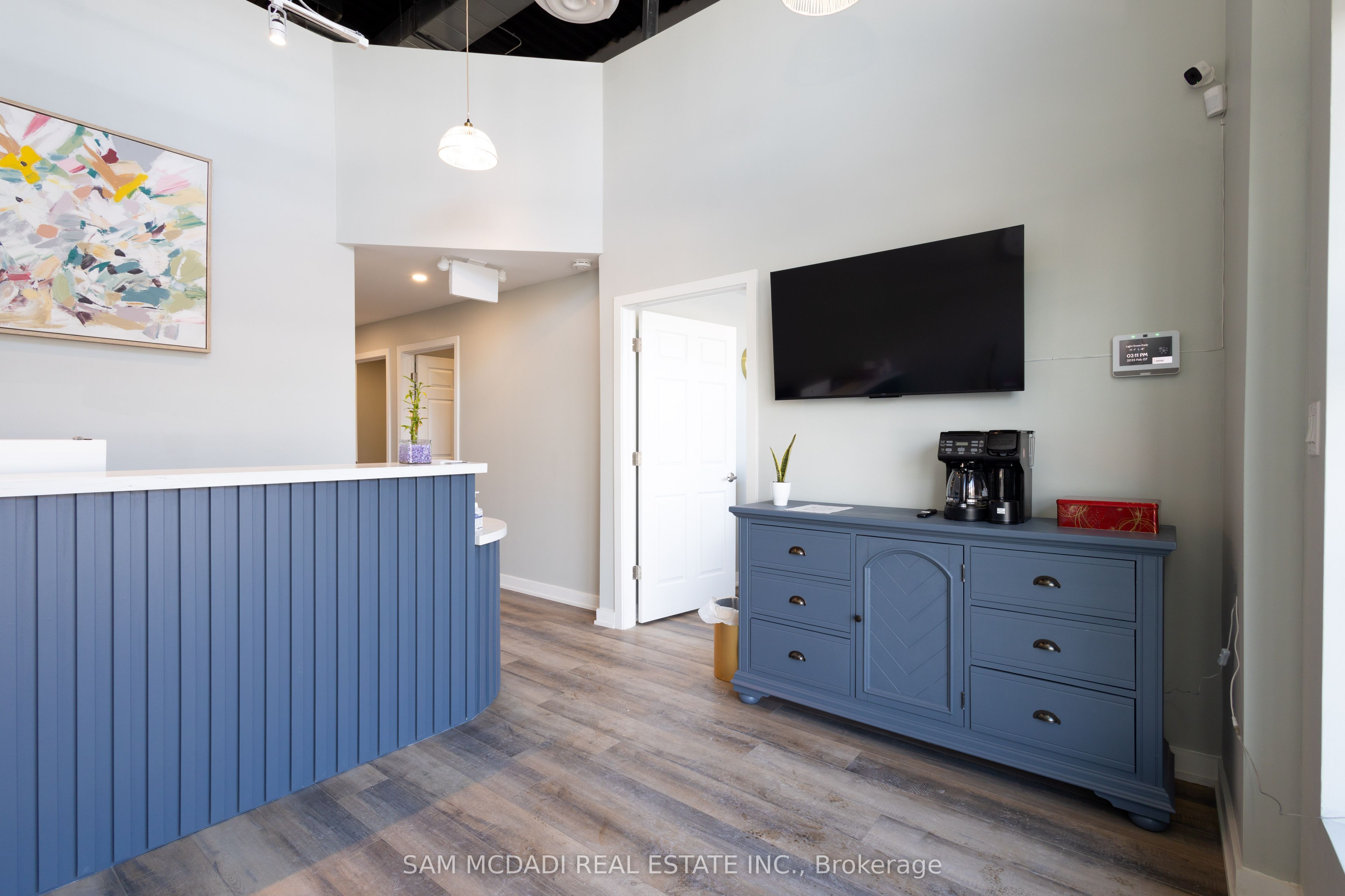 #4 - 3466 Mavis Road Property Photo 6