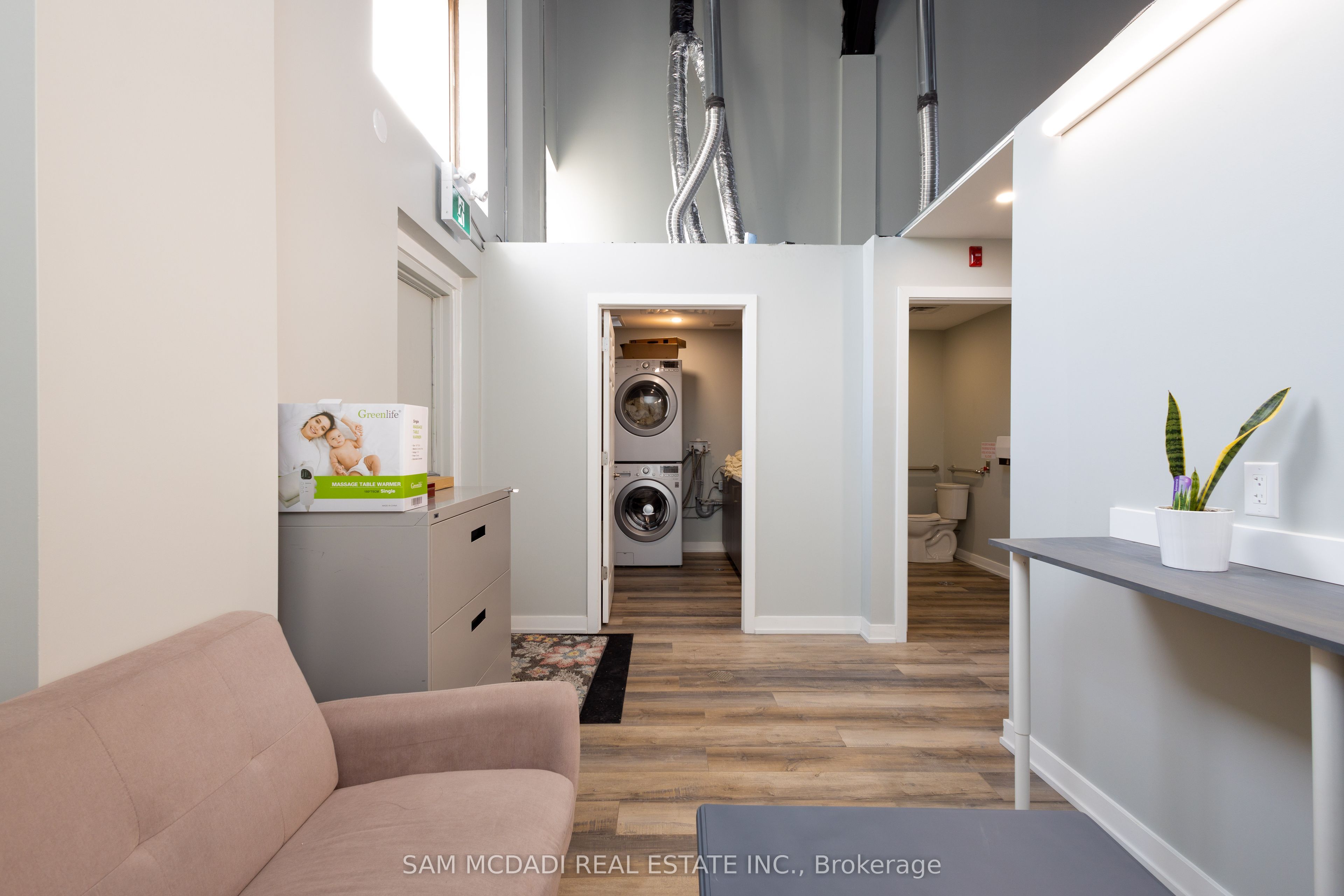 #4 - 3466 Mavis Road Property Photo 22
