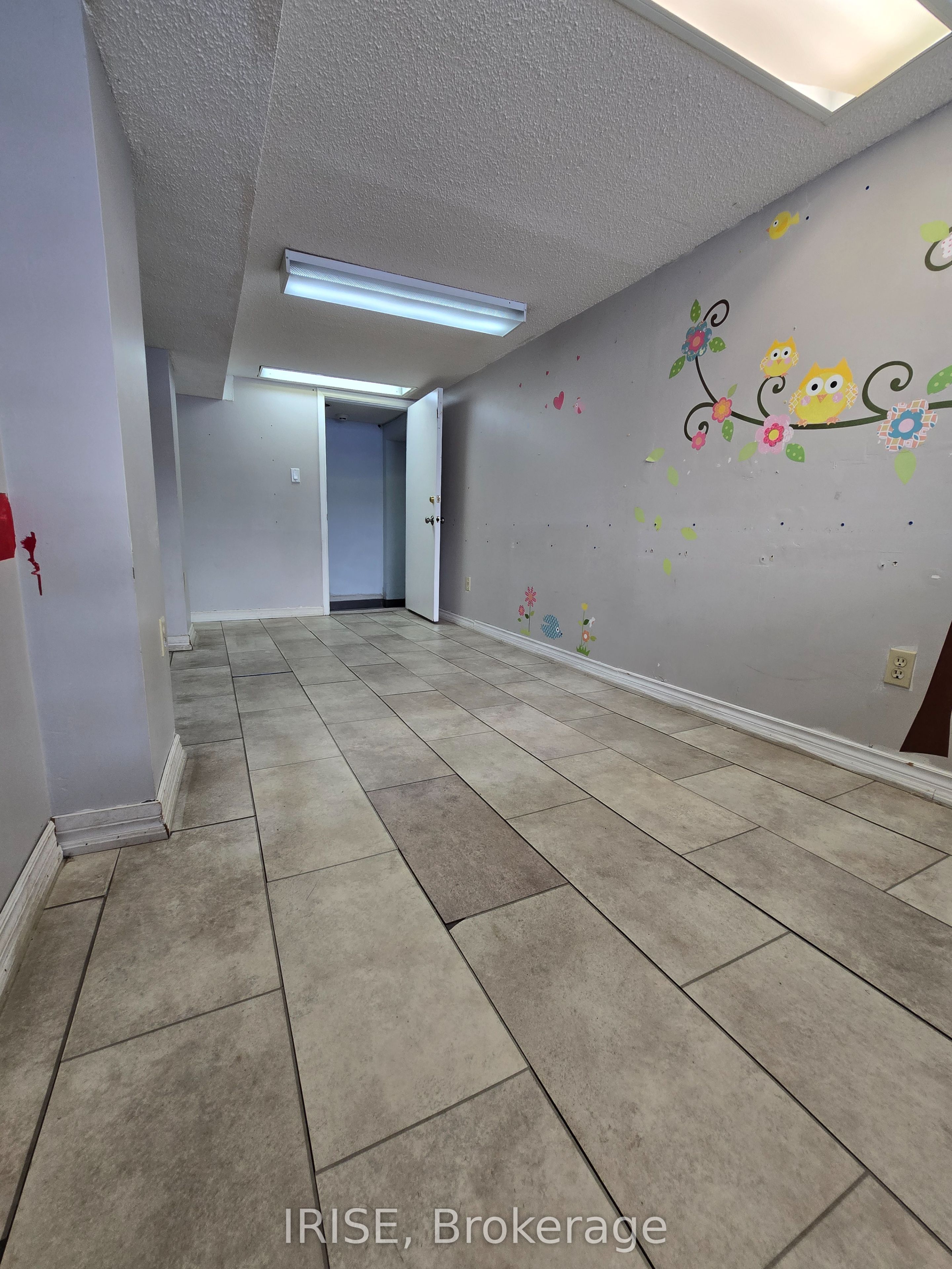 3825 Bloor Street Property Photo 9
