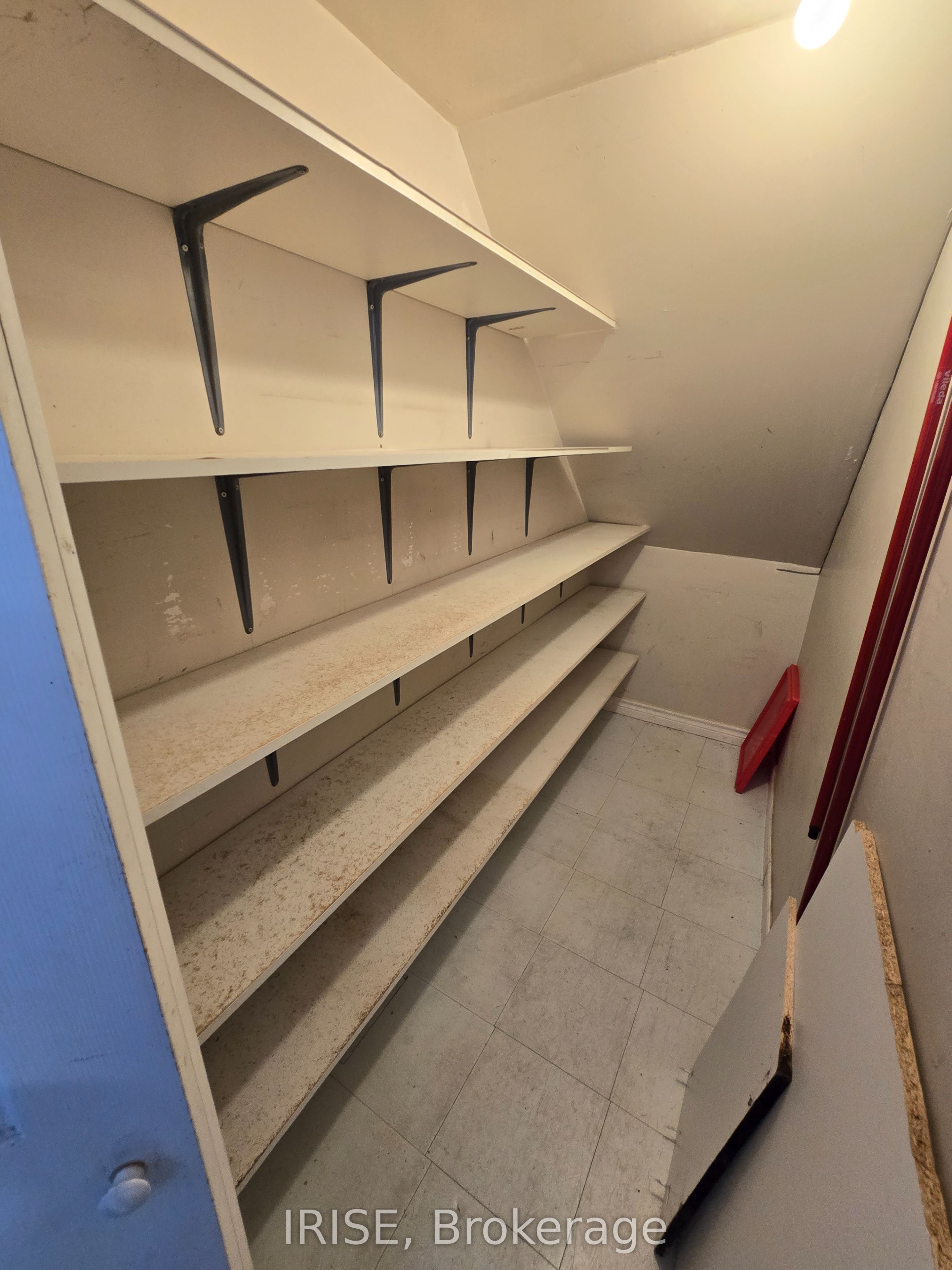 3825 Bloor Street Property Photo 16