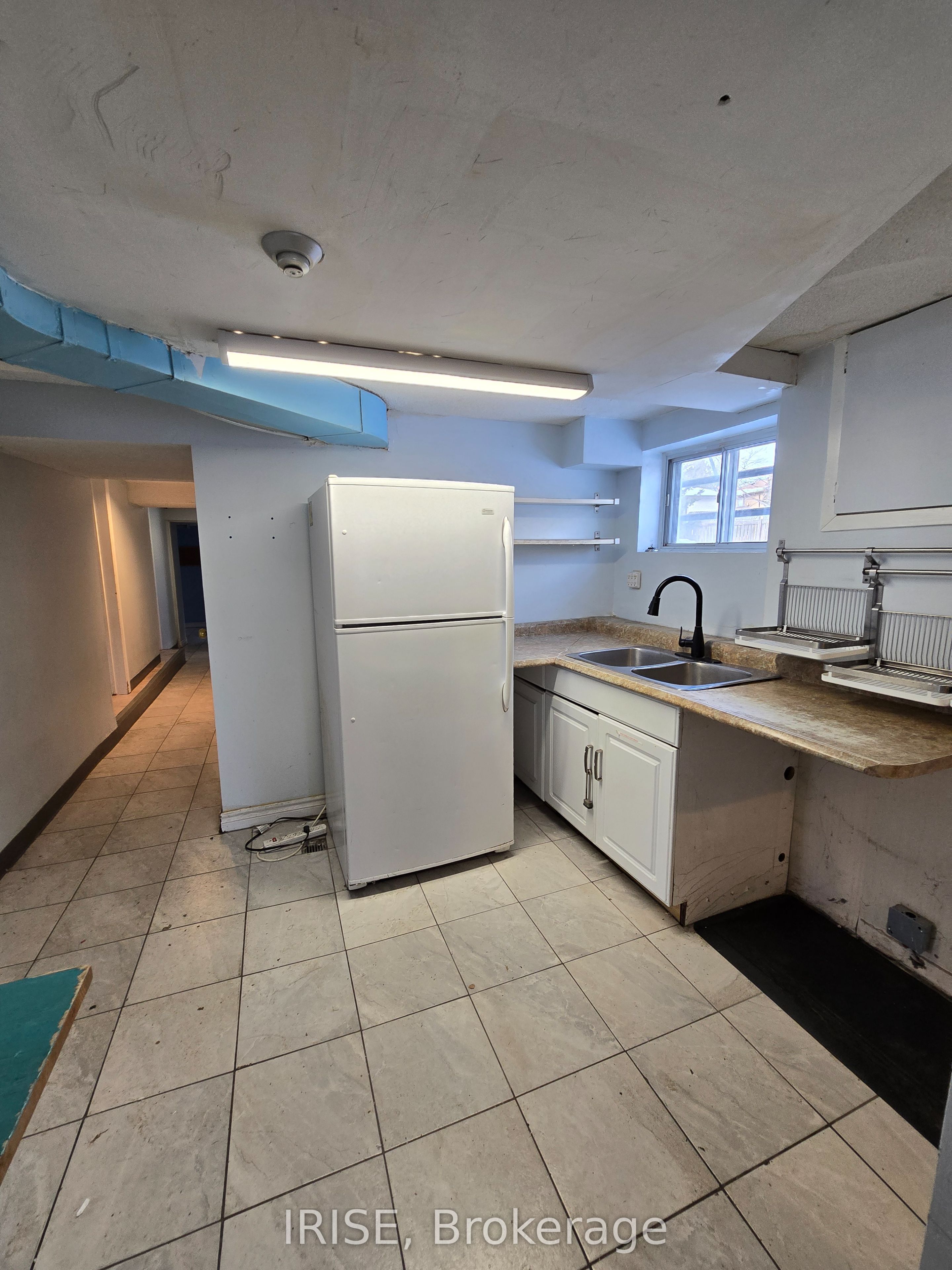 3825 Bloor Street Property Photo 17