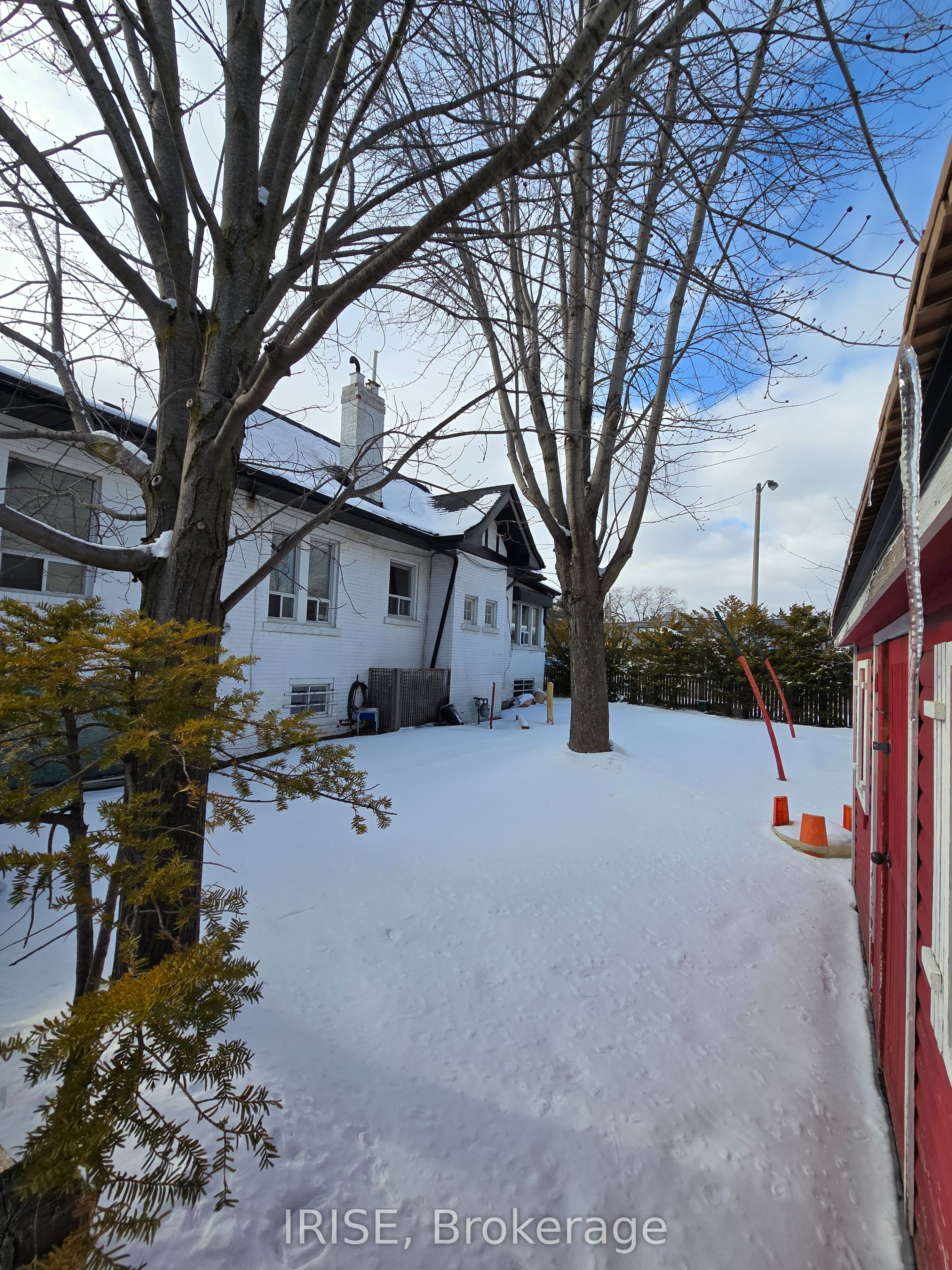 3825 Bloor Street Property Photo 22