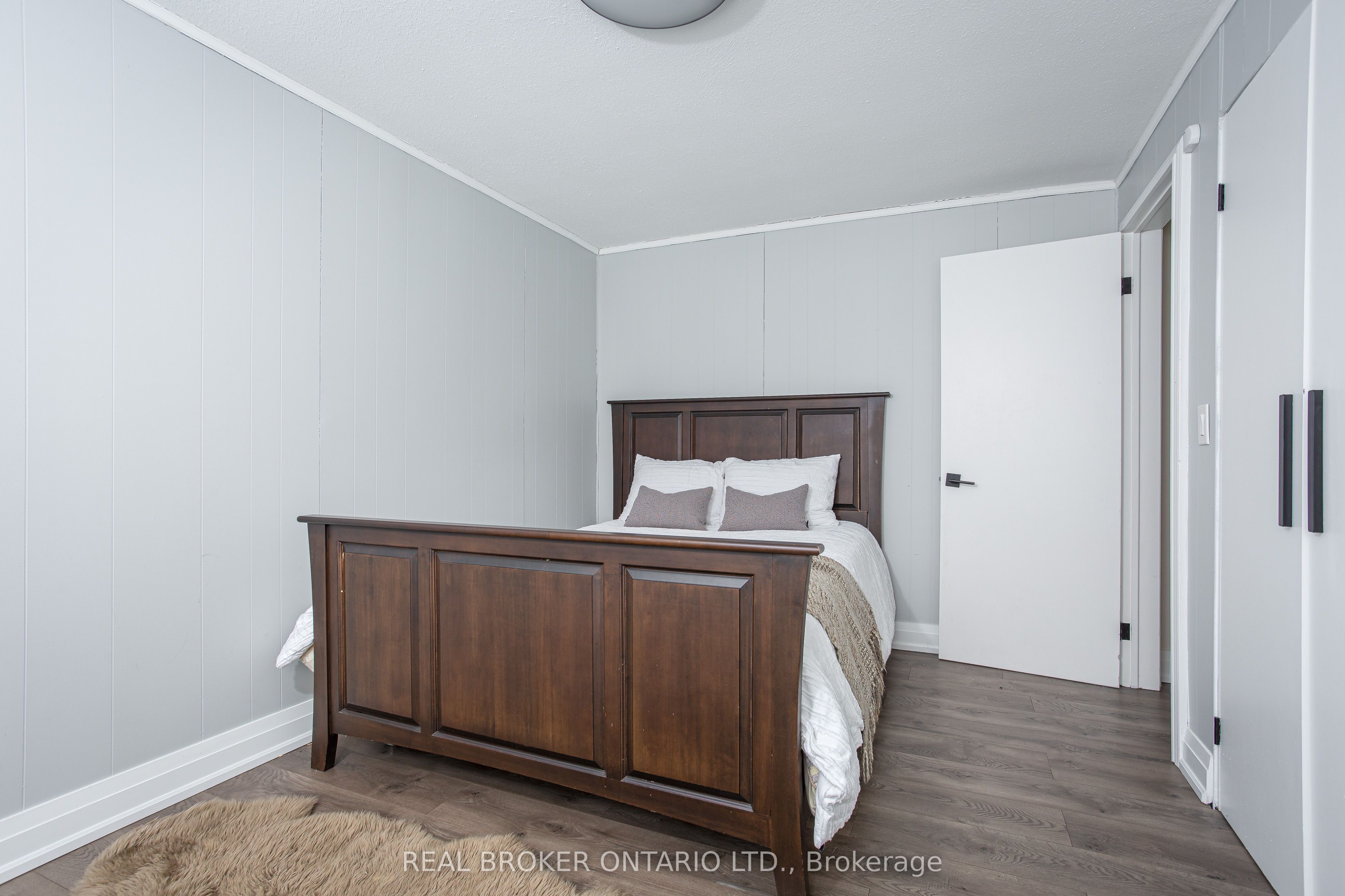 2204 Shardawn Mews Property Photo 29