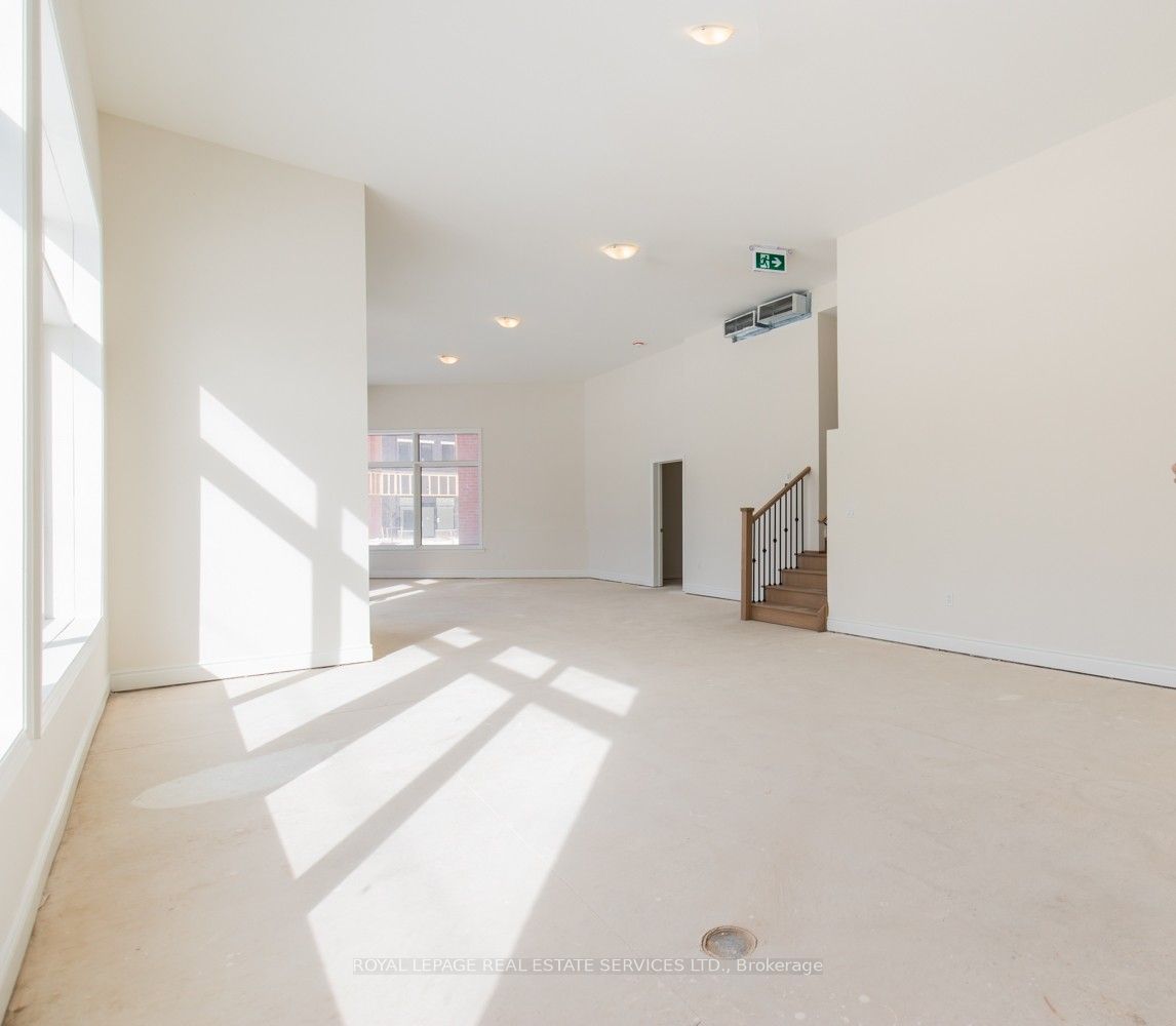 #unit 1 - 3289 Sixth Line Property Photo 7