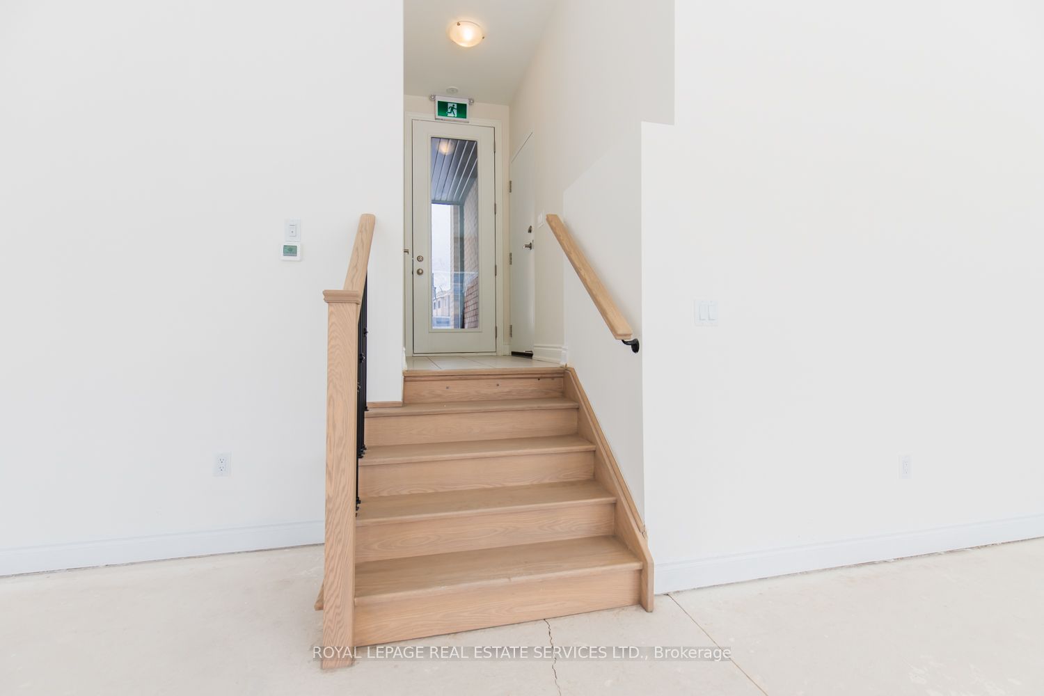 #unit 1 - 3289 Sixth Line Property Photo 10