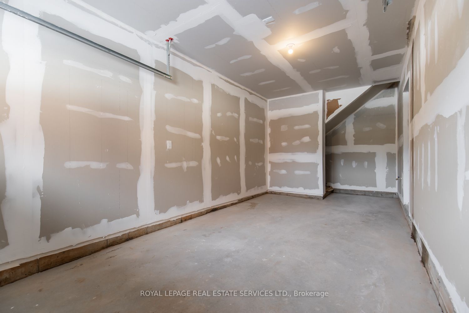 #unit 1 - 3289 Sixth Line Property Photo 14