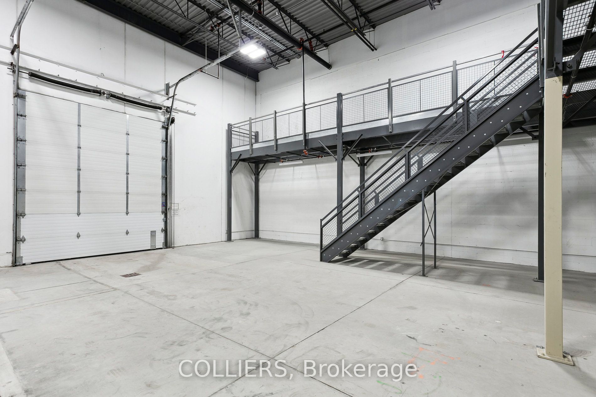 #unit 1-2 - 3715 Laird Road Property Photo 12