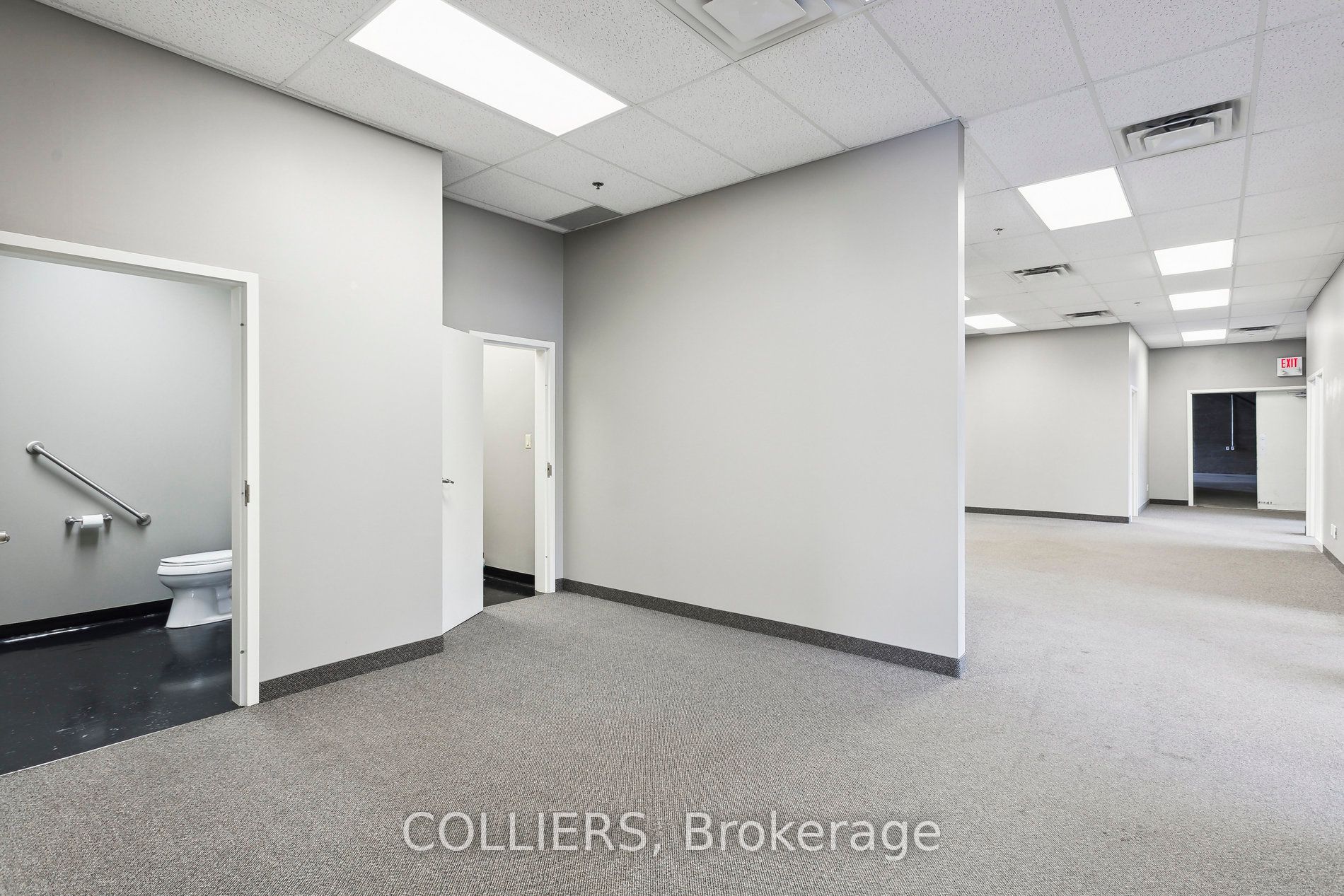 #unit 14 - 3715 Laird Road Property Photo 8