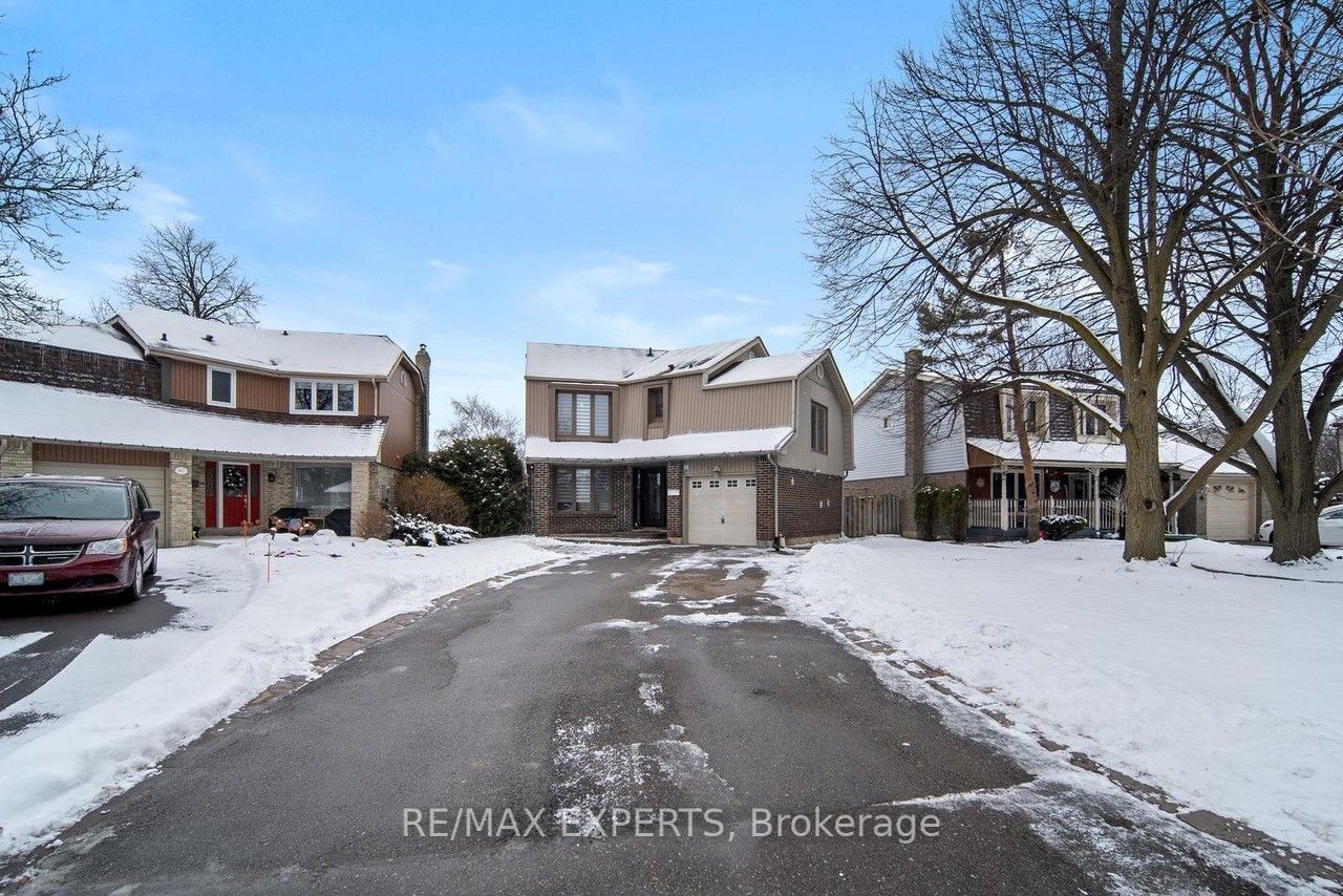 42 Montcalm Place Property Photo 1